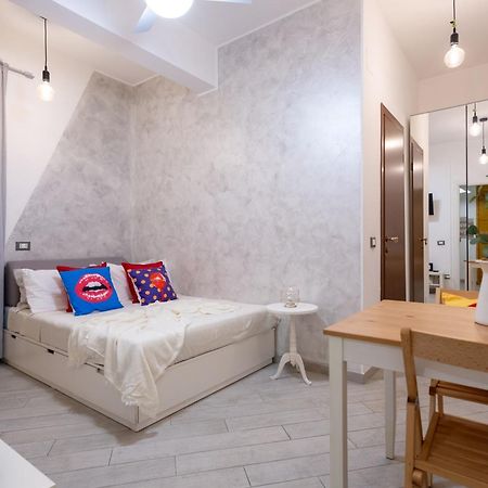 Stanza Comoda E Silenziosa Con Bagno Privato E Area Lavoro E Relax Roma Eksteriør bilde