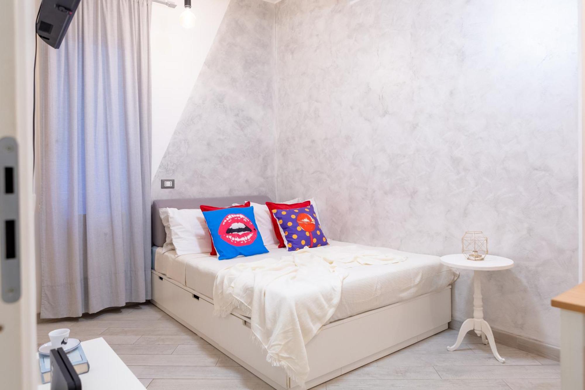 Stanza Comoda E Silenziosa Con Bagno Privato E Area Lavoro E Relax Roma Eksteriør bilde