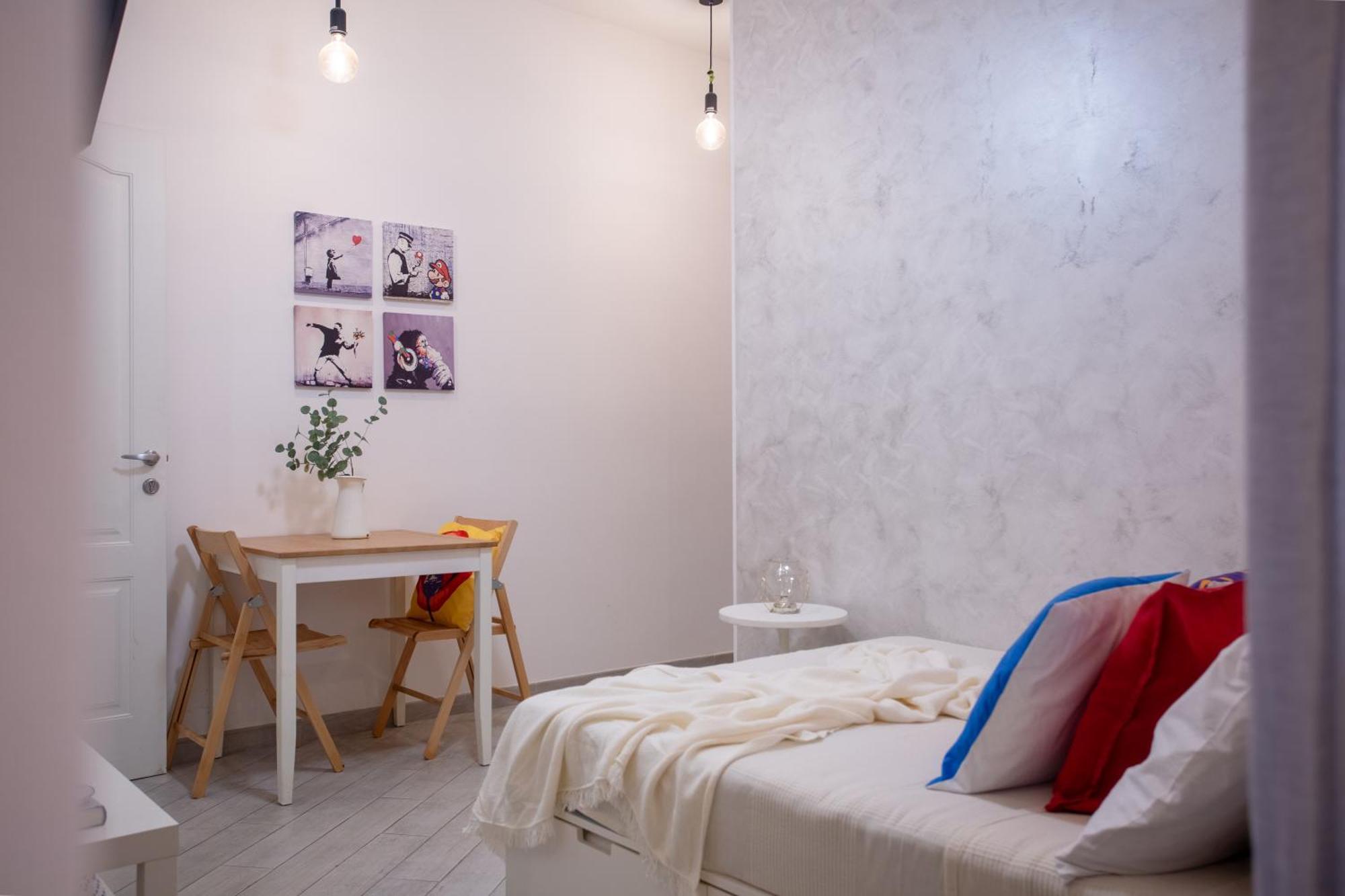Stanza Comoda E Silenziosa Con Bagno Privato E Area Lavoro E Relax Roma Eksteriør bilde