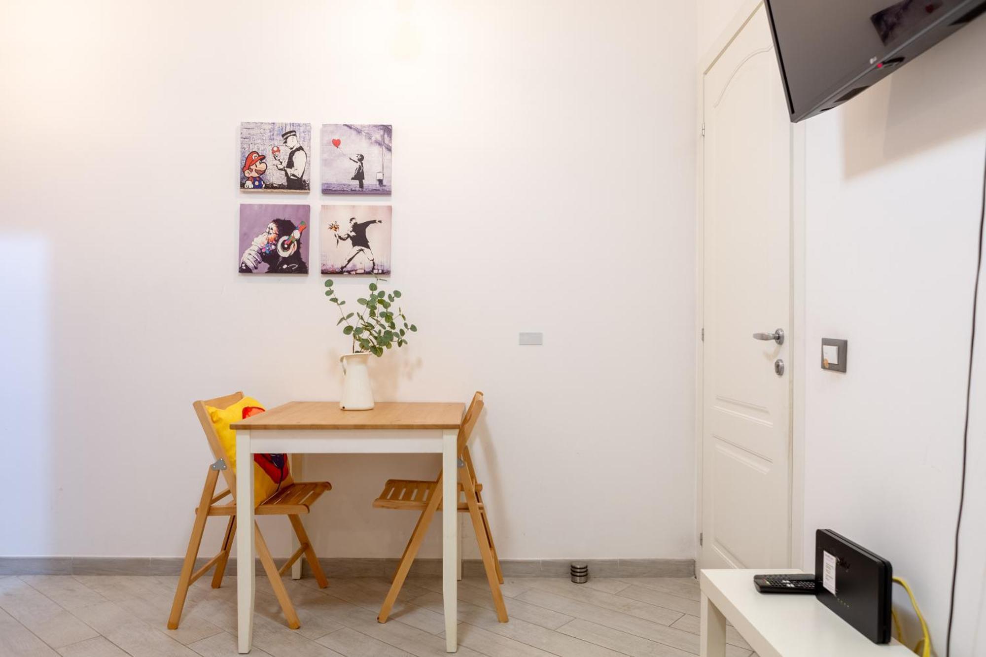 Stanza Comoda E Silenziosa Con Bagno Privato E Area Lavoro E Relax Roma Eksteriør bilde